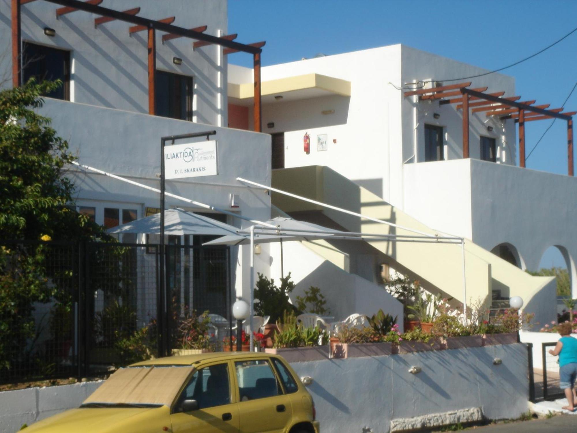 Iliaktida Apartments Rapaniana ภายนอก รูปภาพ