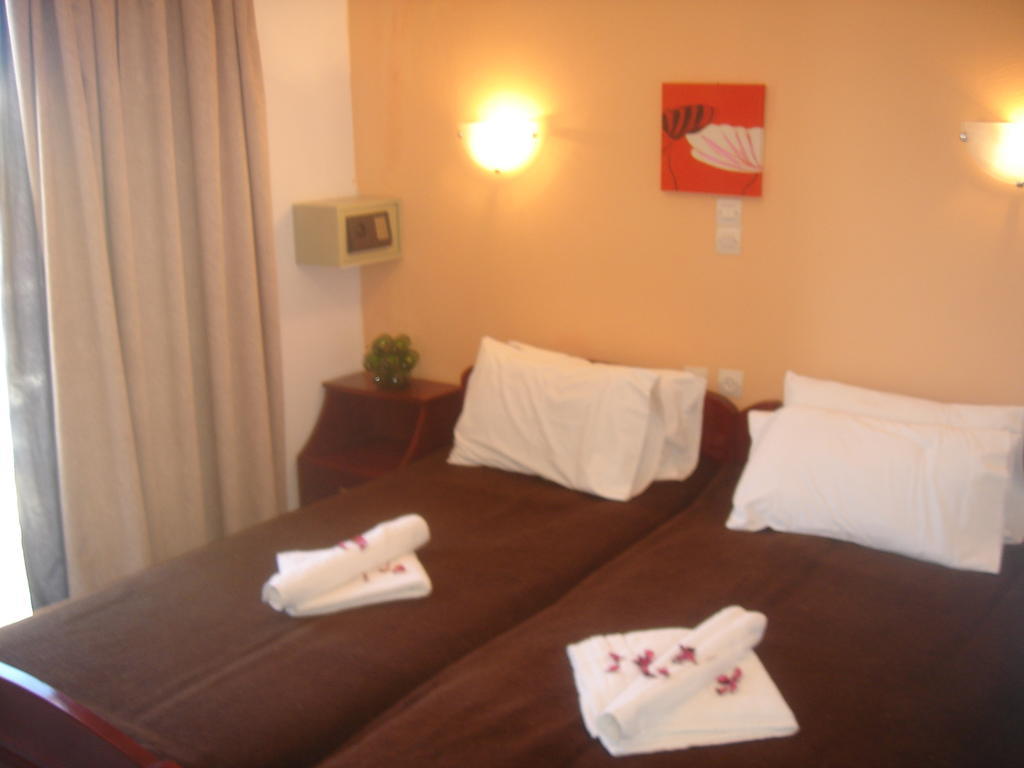 Iliaktida Apartments Rapaniana ภายนอก รูปภาพ
