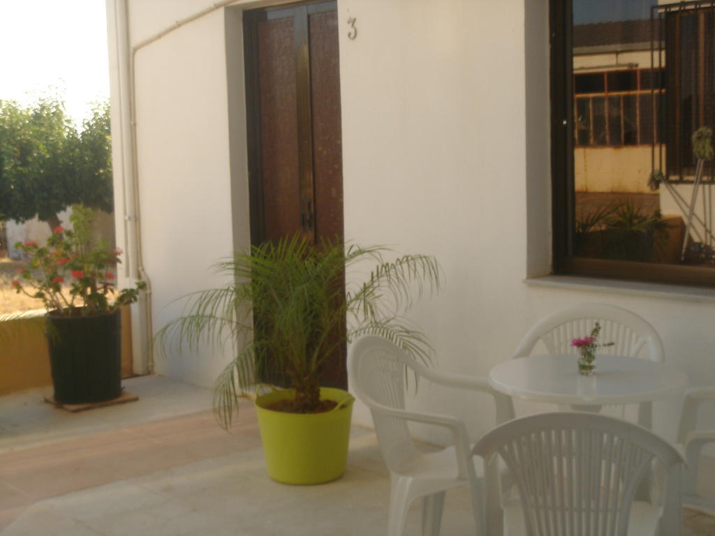 Iliaktida Apartments Rapaniana ภายนอก รูปภาพ